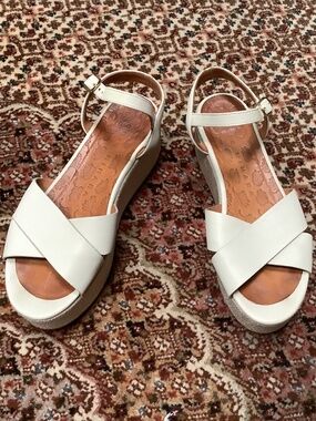Chie Mihara platform sandals size 38